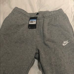 Brand New Straight Leg Nike Sweatpants ✨